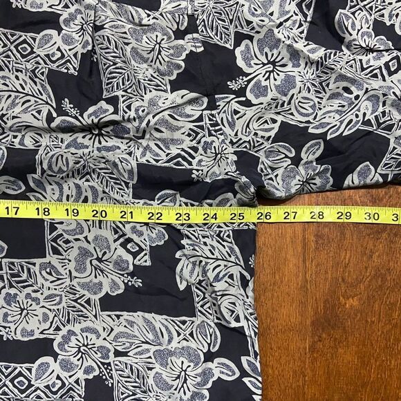 Roundtree & Yorke Vintage Silk Abstract Black Grey Button Front Shirt Mens Large - Picture 6 of 7